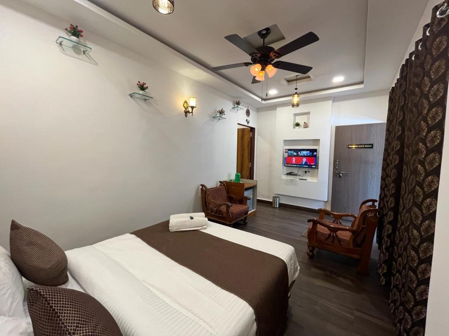 ماهاباليشوار C P Cottage المظهر الخارجي الصورة