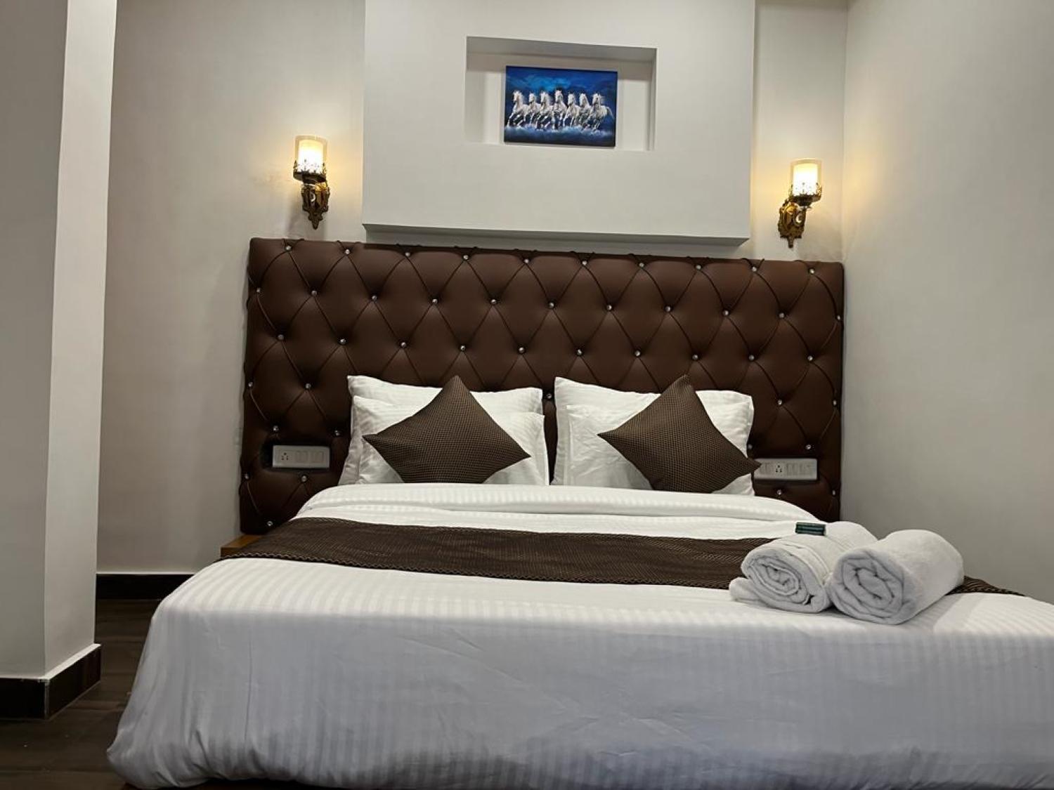 ماهاباليشوار C P Cottage المظهر الخارجي الصورة