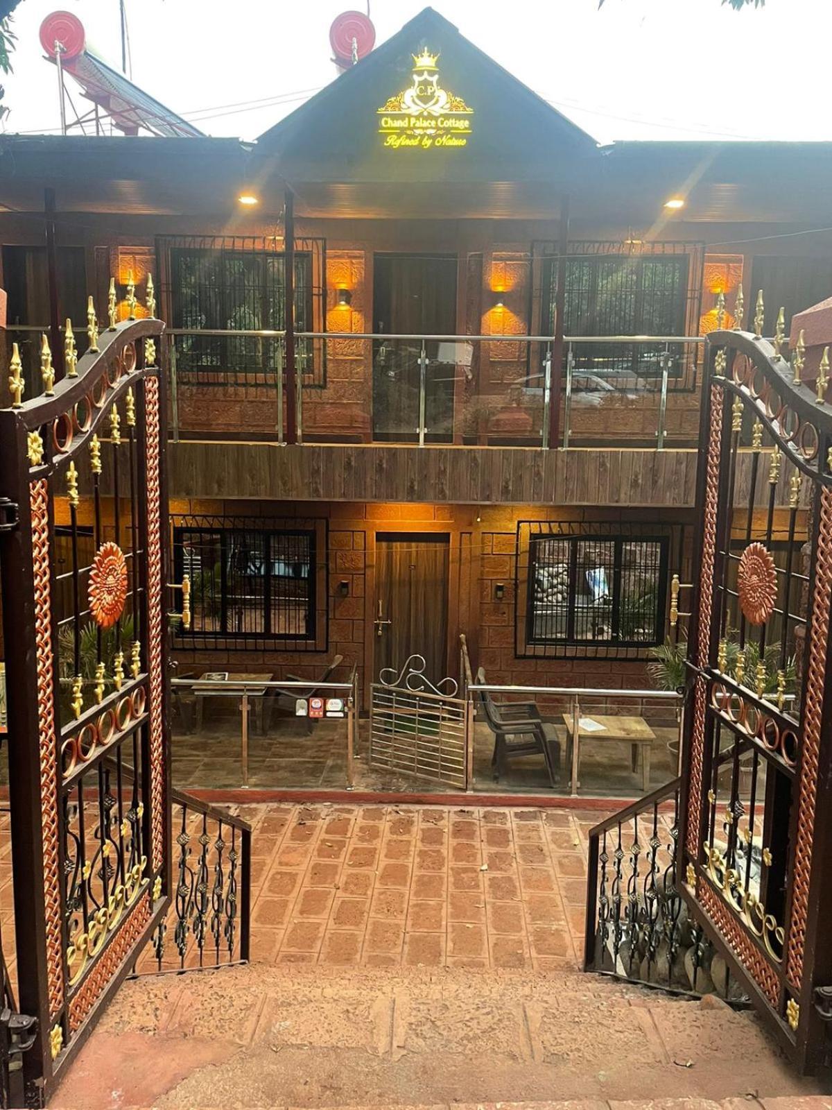 ماهاباليشوار C P Cottage المظهر الخارجي الصورة
